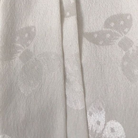 Vintage Off White Pleated Front Top With Bows - Picture 13 of 16